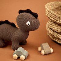 Little Pea_nuuroo_πλεκτό παιχνίδι_Maja_teddybear_Dino-Teddybear
